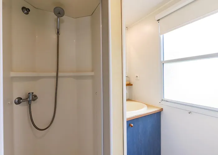 אתר קמפינג L'heberge Du D'isachris Mh6